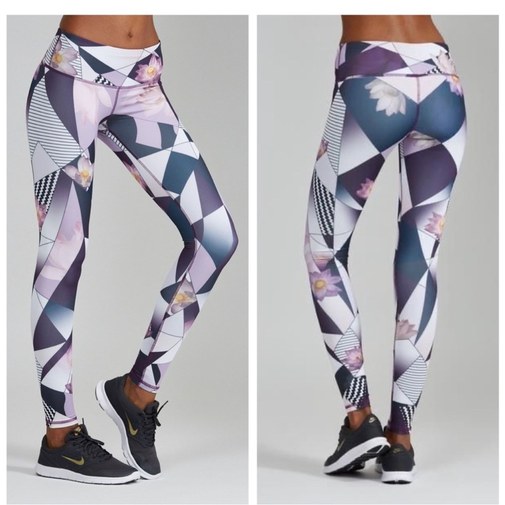 Nokia Yoga Leggings. NWOT